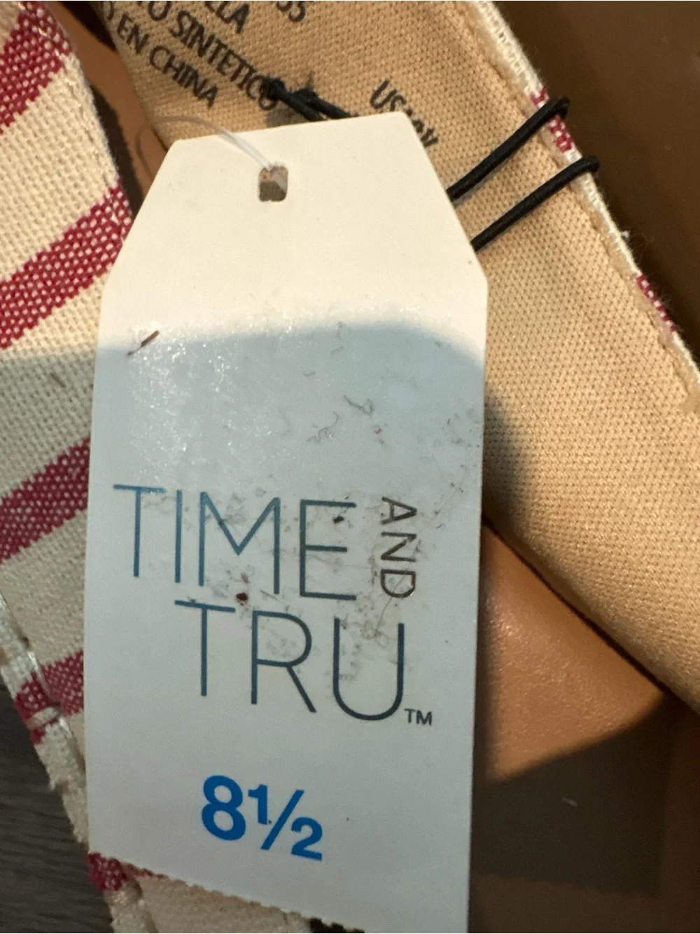 Time and Tru canvas espadrille